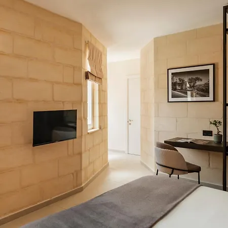 Casa Radiant Hotel *