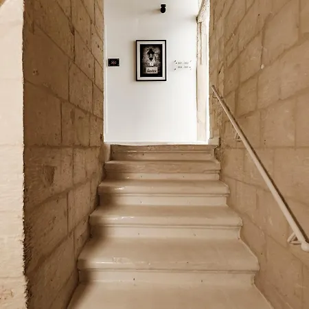 Casa Radiant *